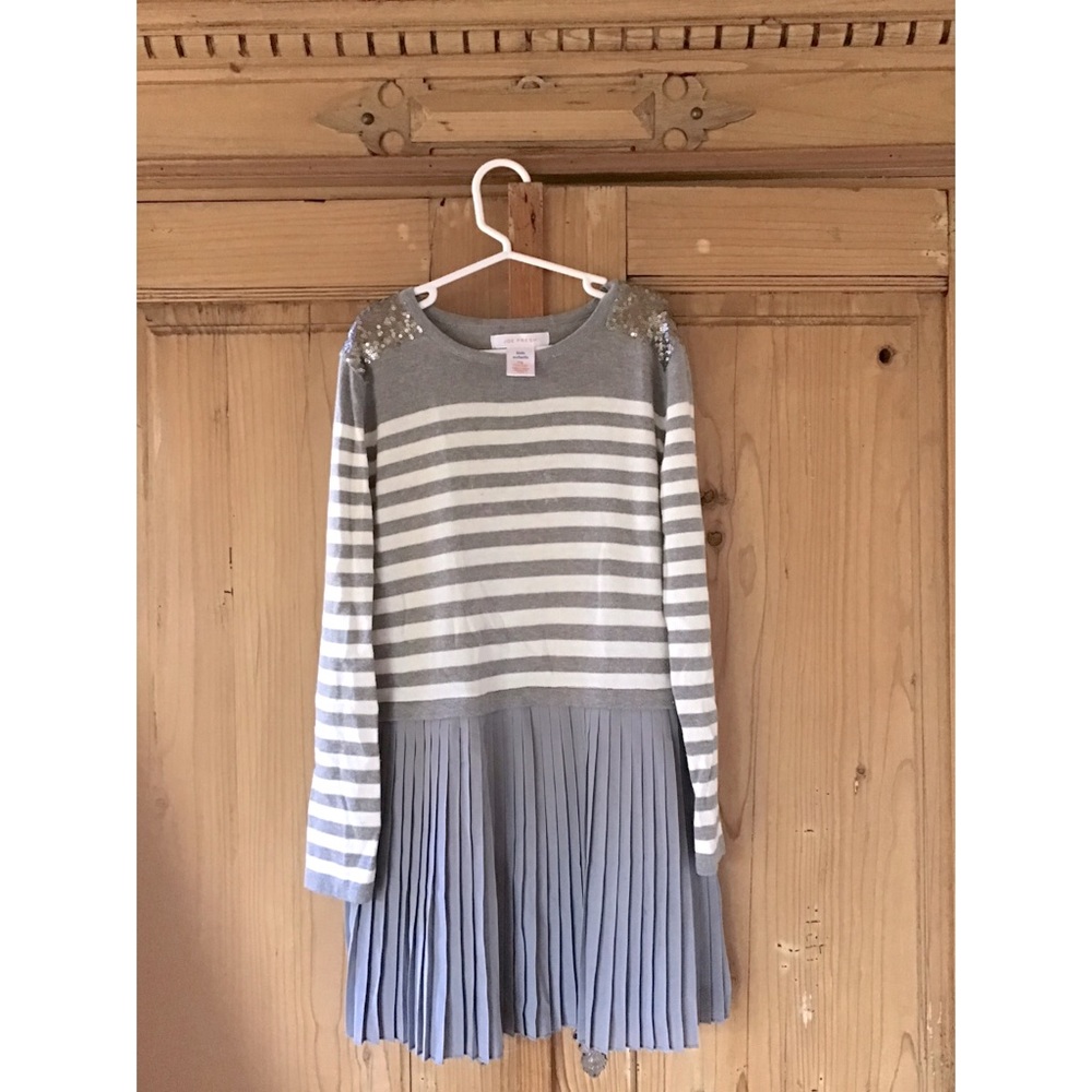 MOVING SALE!! 2/$12 long-sleeved winter dress w/pleated skirt & glitter detail